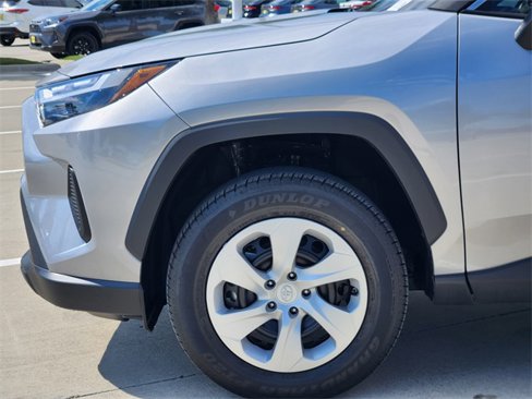 Certified 2025 Toyota RAV4 LE image 9