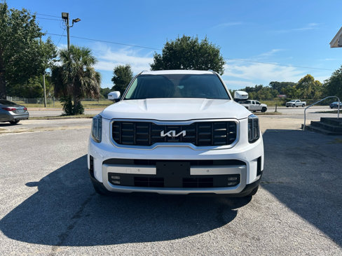 Used 2024 Kia Telluride SX image 2