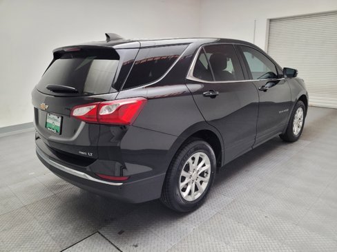 Used 2019 Chevrolet Equinox LT w/ Driver Convenience Package image 9