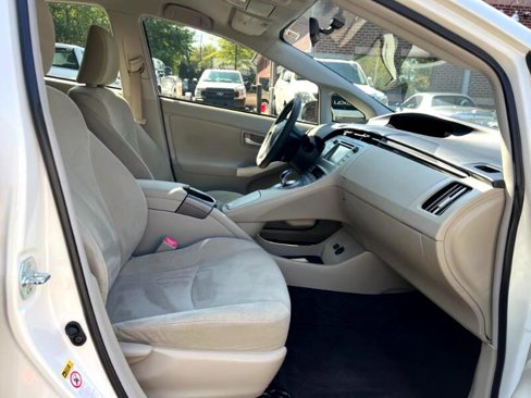 Used 2012 Toyota Prius Three image 30