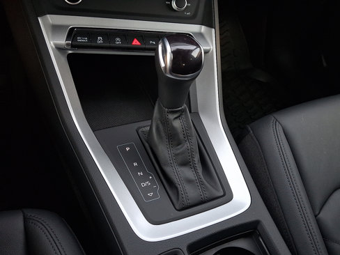 Used 2022 Audi Q3 2.0T Premium Plus w/ Premium Plus Package image 16