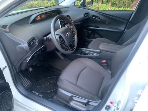 Used 2020 Toyota Prius LE image 11