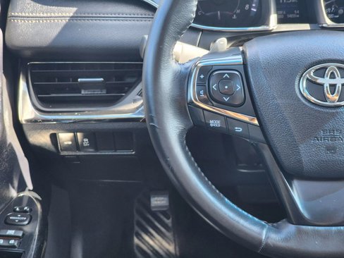 Used 2015 Toyota Avalon XLE Premium image 12
