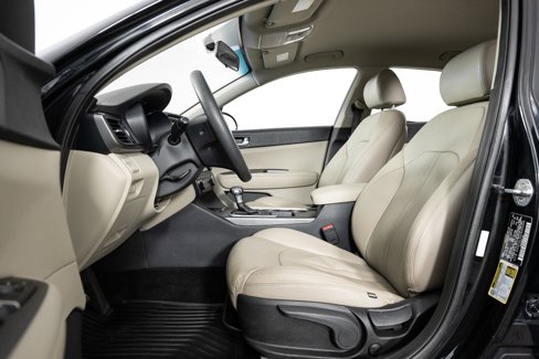 Used 2018 Kia Optima LX image 14