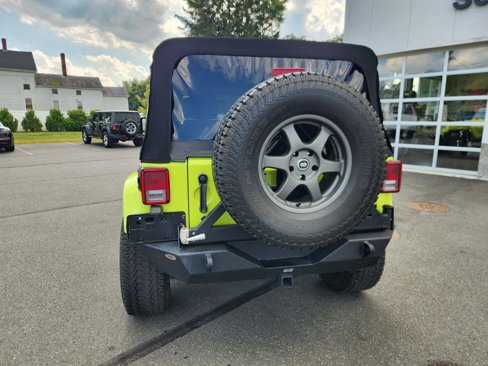 Used 2016 Jeep Wrangler Unlimited Sahara image 13
