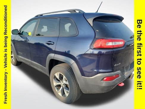 Used 2015 Jeep Cherokee Trailhawk w/ Cold Weather Group image 3