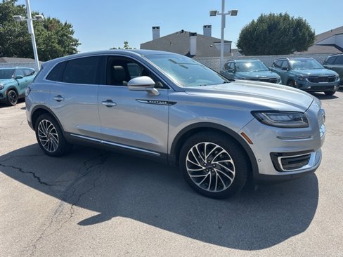 Used 2020 Lincoln Nautilus Reserve image 17