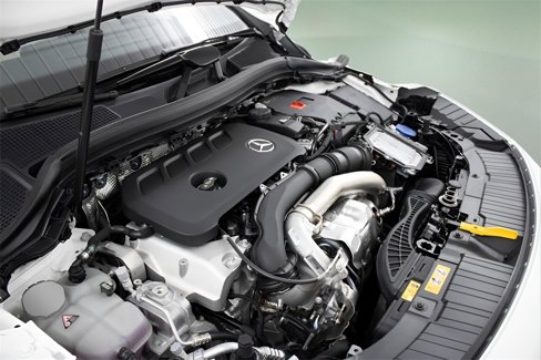 Used 2025 Mercedes-Benz GLA 250 image 2