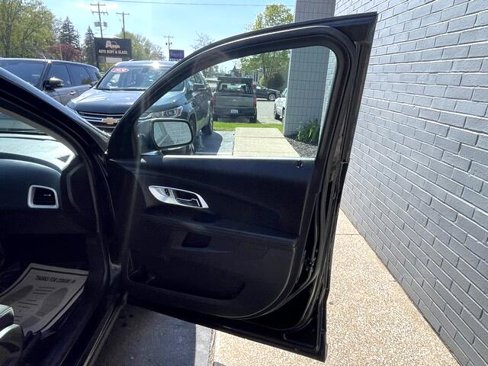 Used 2015 Chevrolet Equinox LS image 15