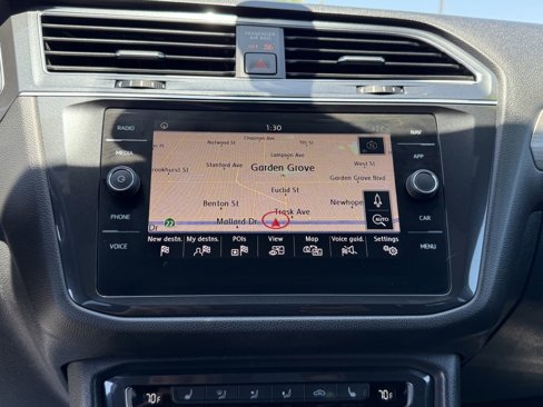 Used 2019 Volkswagen Tiguan SEL R-Line image 22