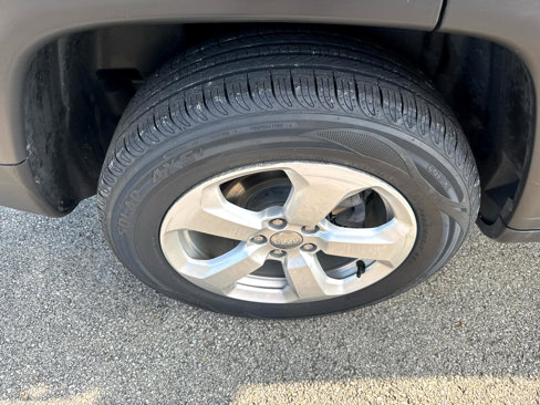 Used 2019 Jeep Compass Latitude image 23