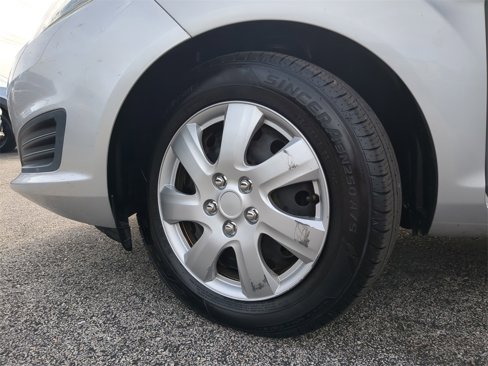 Used 2016 Ford Fiesta S image 28