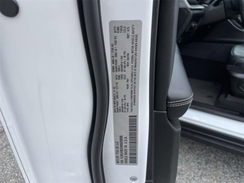 Used 2022 Jeep Grand Cherokee Limited image 10