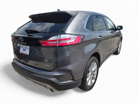 Used 2024 Ford Edge Titanium image 4