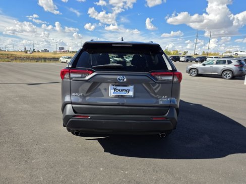Used 2019 Toyota RAV4 LE image 8