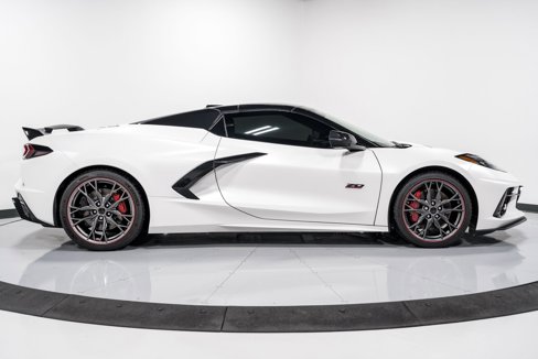 Used 2023 Chevrolet Corvette Stingray Premium Conv w/ Z51 Performance Package image 39