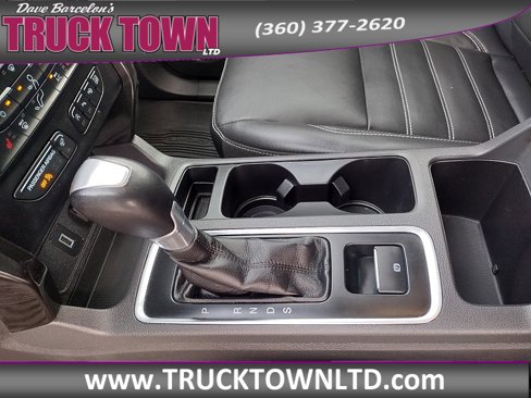 Used 2018 Ford Escape Titanium w/ Ford Safe & Smart Package image 19