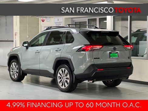 Certified 2022 Toyota RAV4 XLE Premium image 3