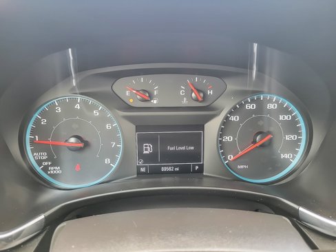 Used 2020 Chevrolet Equinox LS w/ LS Convenience Package image 11