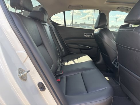 Used 2020 Acura TLX image 19