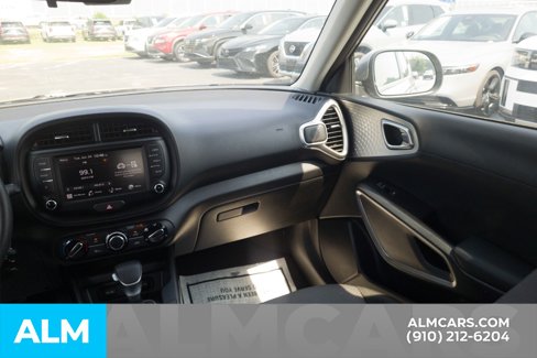 Used 2023 Kia Soul LX w/ Option Group 015 image 19