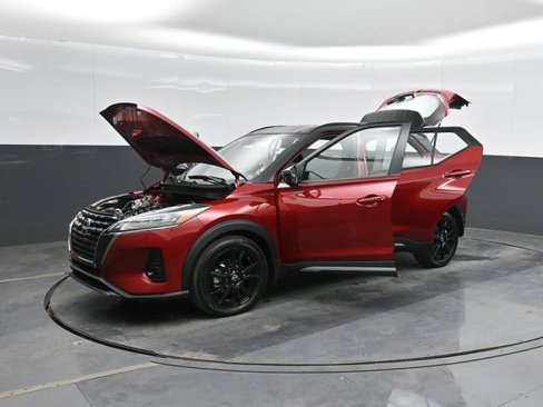 Used 2024 Nissan Kicks SR image 49
