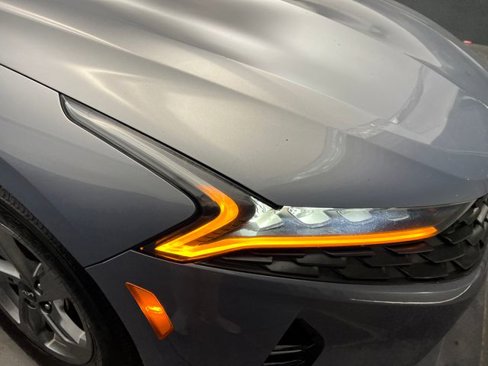 Used 2022 Kia K5 LXS image 13
