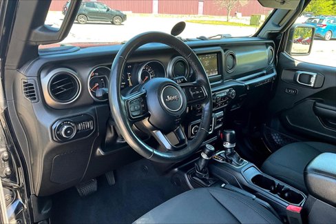 Used 2018 Jeep Wrangler Sport image 11