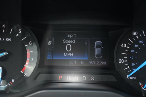 Used 2015 Ford Edge SEL image 32
