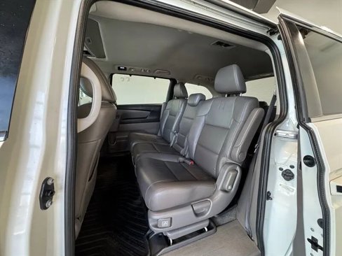 Used 2015 Honda Odyssey EX-L image 18