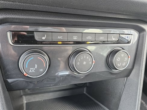 Certified 2023 Volkswagen Tiguan S image 29