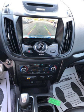 Used 2017 Ford Escape Titanium image 28