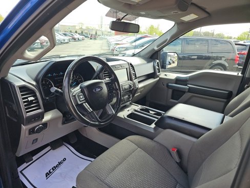 Used 2017 Ford F150 XLT w/ Equipment Group 302A Luxury image 11