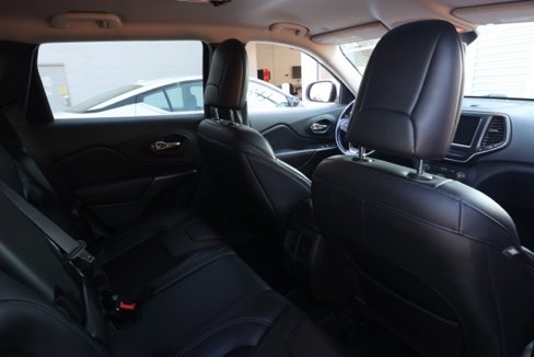 Used 2020 Jeep Cherokee Latitude w/ Quick Order Package 26F North image 17