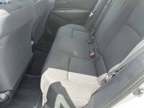 Used 2024 Toyota Corolla LE image 25