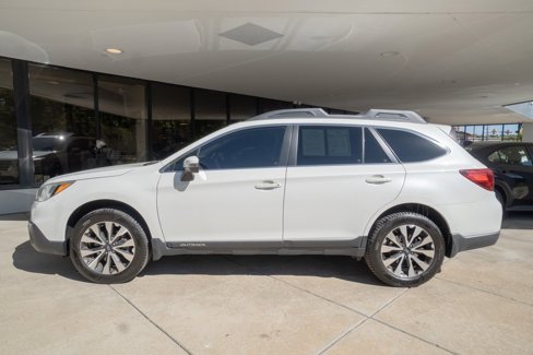 Used 2017 Subaru Outback 2.5i Limited image 4
