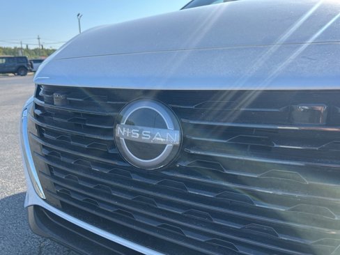Used 2024 Nissan Sentra SV image 9