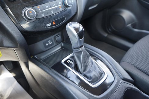 Used 2020 Nissan Rogue Sport S w/ Appearance Package image 17