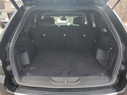 Used 2022 Jeep Grand Cherokee Limited image 23