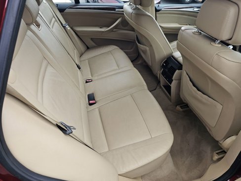Used 2011 BMW X5 xDrive35d image 23