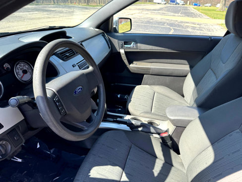 Used 2009 Ford Focus SE image 22