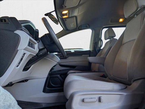 Used 2019 Honda Odyssey LX image 15