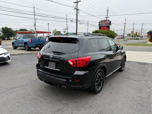 Used 2019 Nissan Pathfinder SL image 7