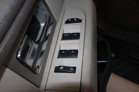 Used 2010 Ford F150 XLT image 6
