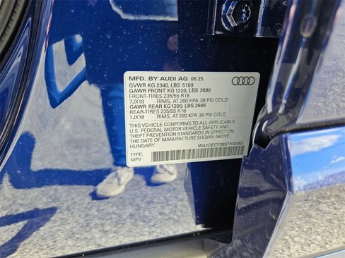 New 2025 Audi Q3 2.0T Premium image 28