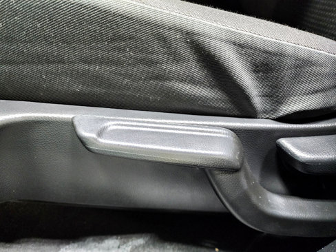 Used 2019 Honda HR-V LX image 17