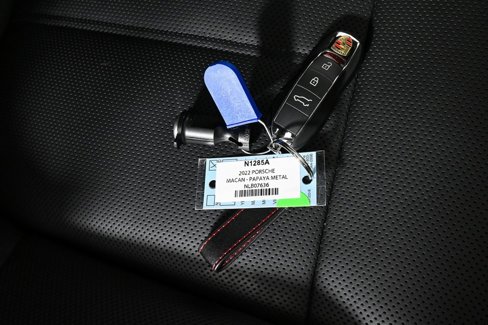 Certified 2022 Porsche Macan image 27