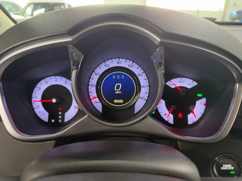 Used 2012 Cadillac SRX Luxury image 17