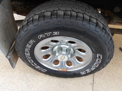 Used 2010 Chevrolet Silverado 1500 W/T image 36
