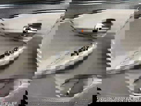 Used 2012 Toyota Corolla LE image 20